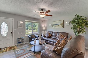 11 Mi to Beaches: Peaceful Foley Home w/ Yard