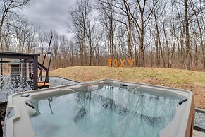 Hot Tub & Fire Pits: Albrightsville A-frame Cabin