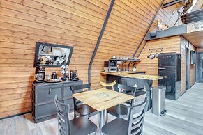 Hot Tub & Fire Pits: Albrightsville A-frame Cabin