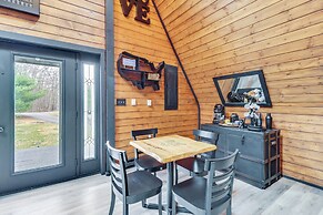 Hot Tub & Fire Pits: Albrightsville A-frame Cabin