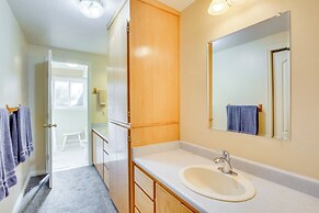 5 Mi to Downtown Logan: Scenic Retreat w/ Patio