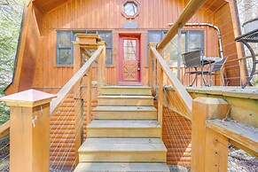 Fish, Hike & Explore: Cozy Home in Beech Mountain!
