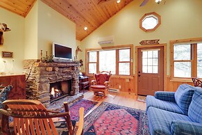 Fish, Hike & Explore: Cozy Home in Beech Mountain!