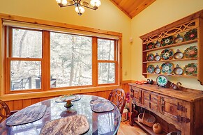Fish, Hike & Explore: Cozy Home in Beech Mountain!