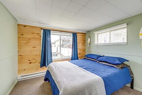 Walk to OOB Pier: Family-friendly Home w/ Hot Tub!