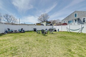 Walk to OOB Pier: Family-friendly Home w/ Hot Tub!