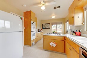 Near Eats & Wineries: Paso Robles Home w/ Patio!