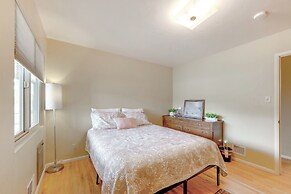 Near Eats & Wineries: Paso Robles Home w/ Patio!