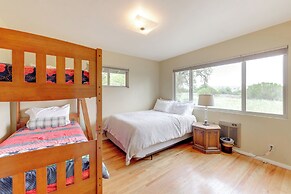 Near Eats & Wineries: Paso Robles Home w/ Patio!