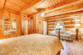 Barn Hangout + Grill Station: Sebring Family Cabin