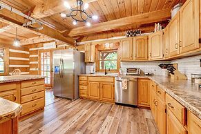 Barn Hangout + Grill Station: Sebring Family Cabin