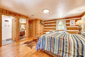 Barn Hangout + Grill Station: Sebring Family Cabin