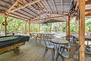 Barn Hangout + Grill Station: Sebring Family Cabin