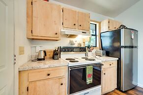 Hiwassee Lake Access: Pet-friendly Cabin w/ Views!