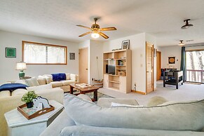 Steps to Hiwassee Lake: Family Cabin w/ Views!