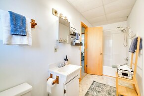 Steps to Hiwassee Lake: Family Cabin w/ Views!