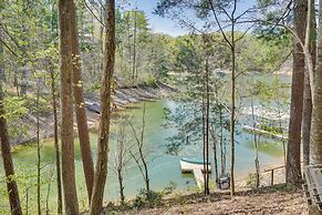 Hiwassee Lake Access: Pet-friendly Cabin w/ Views!
