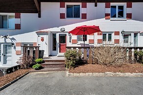 Hiking Galore: Mittersill Townhome in Franconia!