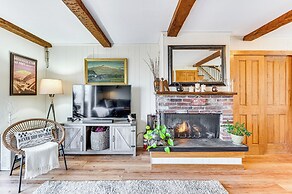 Hiking Galore: Mittersill Townhome in Franconia!