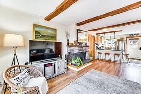 Hiking Galore: Mittersill Townhome in Franconia!