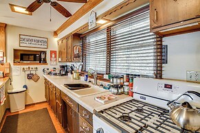 Near Hiking: Lakefront Getaway in Campbellsport!