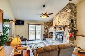 Near Hiking: Lakefront Getaway in Campbellsport!