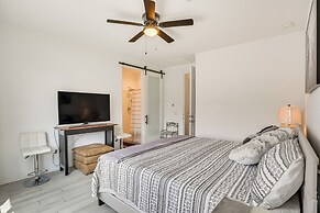 Pet-friendly Home w/ Fenced Yard in Red Rock!