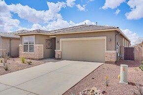 Pet-friendly Home w/ Fenced Yard in Red Rock!