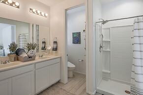 Pet-friendly Home w/ Fenced Yard in Red Rock!