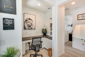 Pet-friendly Home w/ Fenced Yard in Red Rock!