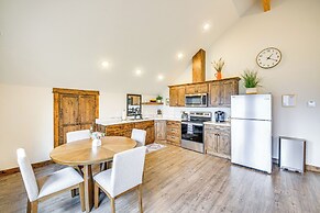 Mtn & River-view Gem w/ Balcony in Bonners Ferry