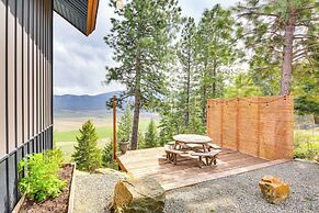 Mtn & River-view Gem w/ Balcony in Bonners Ferry