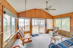 Dock & Fire Pit: Lakefront Cottage in Gould City!
