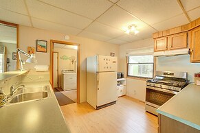 Dock & Fire Pit: Lakefront Cottage in Gould City!