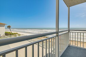 Steps to Ocean: Satellite Beach Condo w/ Balcony