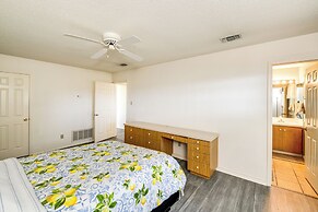 8 Mi to Lewisville Lake: Peaceful Countryside Home