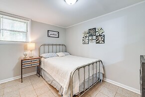 3 Mi to Dtwn: Hickory Home Base w/ Patio!