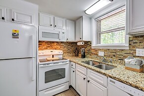 3 Mi to Dtwn: Hickory Home Base w/ Patio!