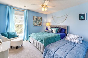 14 Mi to Kansas City: Group Getaway in Liberty!