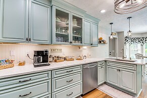 Outdoor Entertainment Area: Sharpsburg Home!