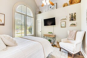 Outdoor Entertainment Area: Sharpsburg Home!