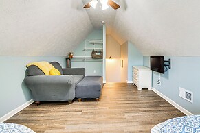 Outdoor Entertainment Area: Sharpsburg Home!