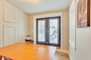 Family-friendly Townhome w/ Patio in Columbia!