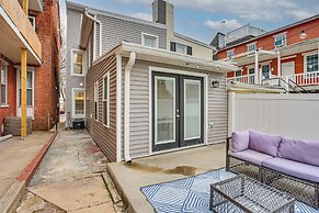 Family-friendly Townhome w/ Patio in Columbia!