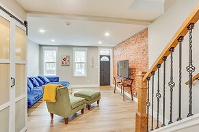 Family-friendly Townhome w/ Patio in Columbia!