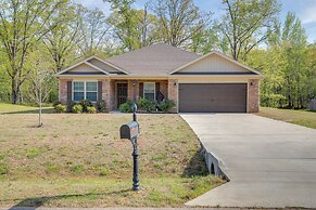Family Home w/ Covered Patio in Ardmore