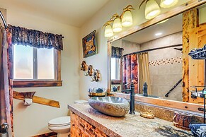 Private Hot Tub & Yard: Utah Family Getaway