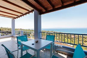 Modern Seaview Nest With Pool Panoramic Views