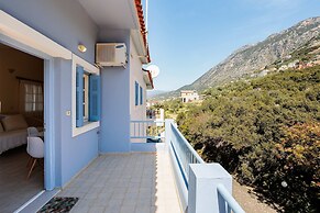 Modern Seaview Nest With Pool Panoramic Views