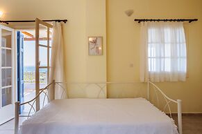 Modern Seaview Nest With Pool Panoramic Views